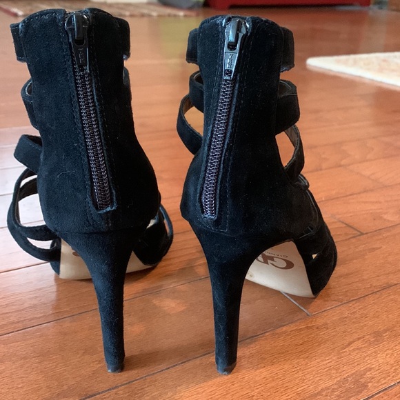 Gianni Bini Black Heels - Picture 5 of 7